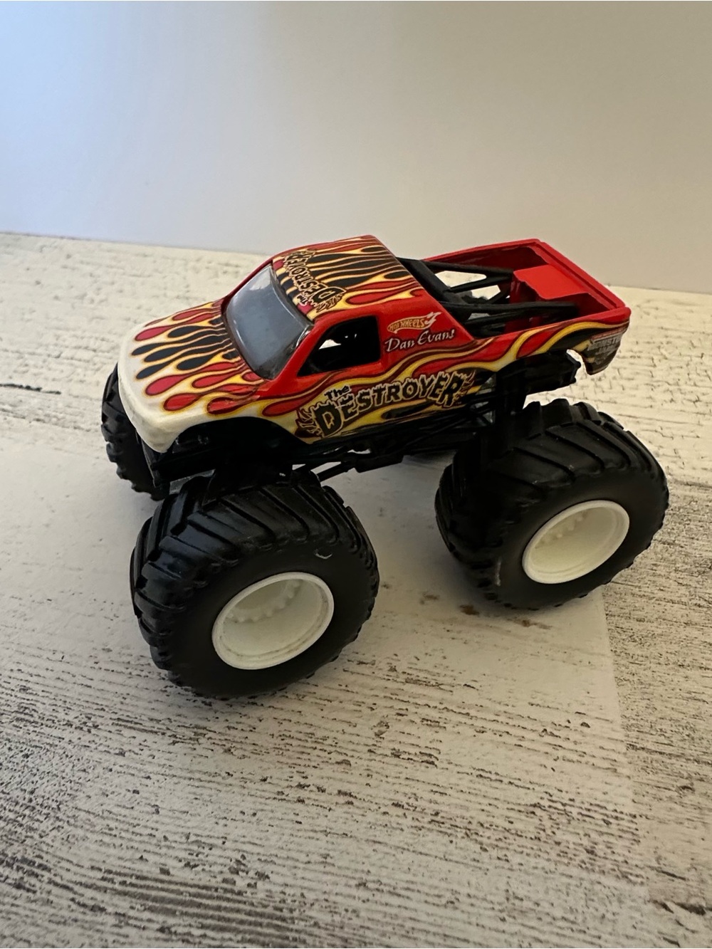 Monster Jam Dan Evans THE DESTROYER Hot Wheels Truck 1:64